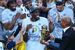 快船队内风波升级：伦纳德被驱逐，鲍尔默面临出售球队压力，哈登交易传闻不断